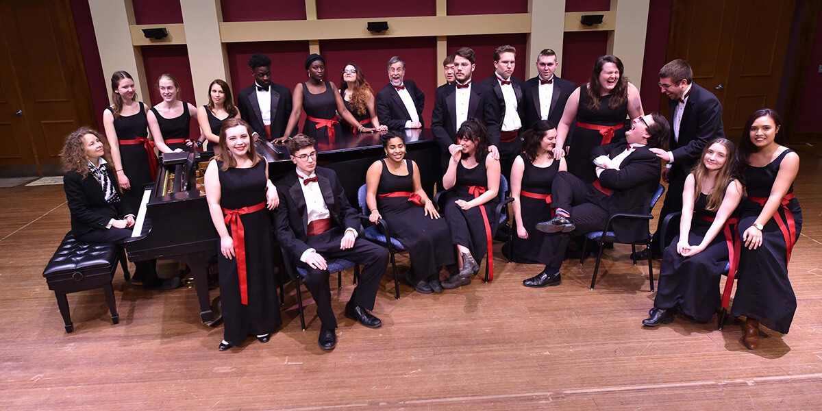 Photo of the Laurentian Singers making funny faces