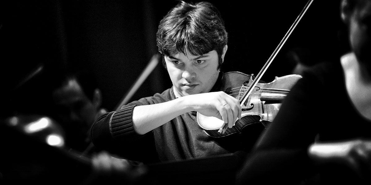 Photo of student violinist